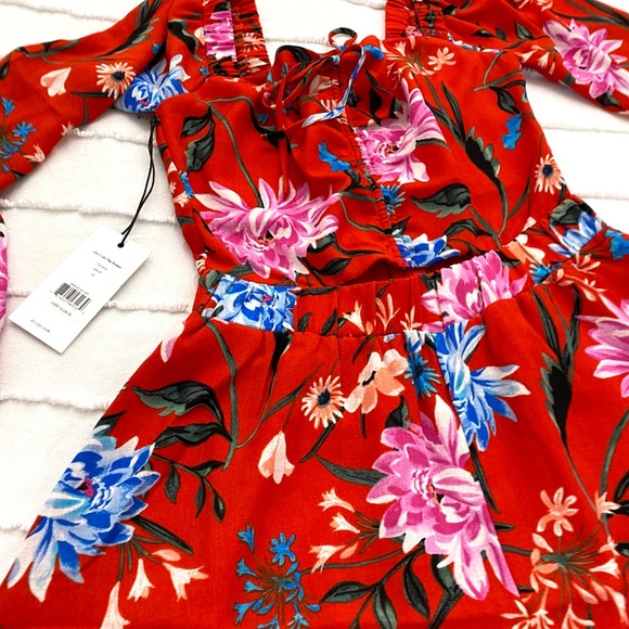 ALI & JAY Red Floral Romper NWT $128. - Picture 6 of 11